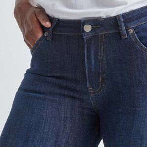 DU/ER DUER Women's slim straight stretch fit Jeans size 30x32